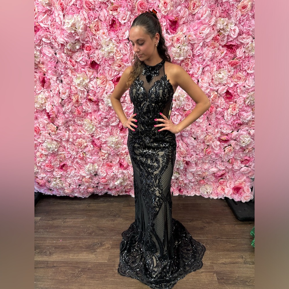 PROM Jasz Couture 6302 Size 4 Black High Neck Sleeveless Beaded Long Dress